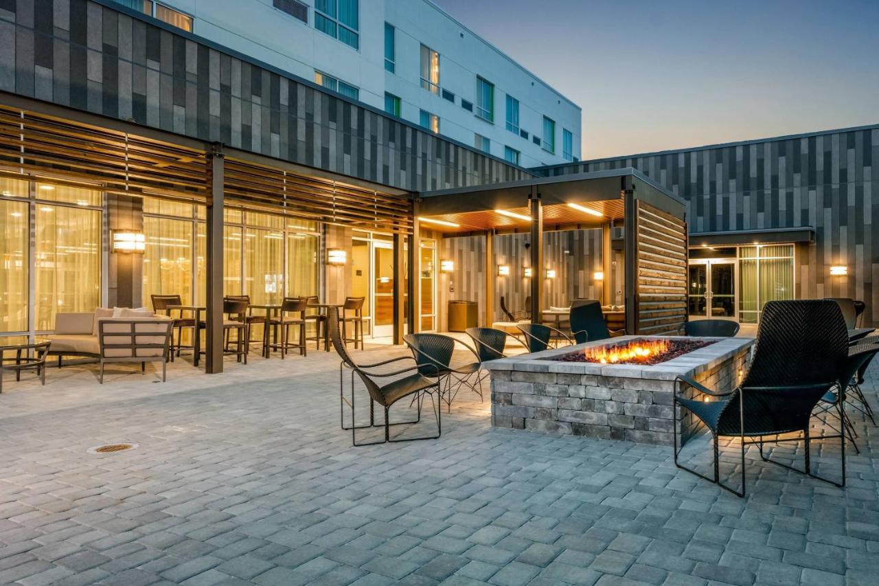 Courtyard By Marriott Savannah Airport Pooler Zewnętrze zdjęcie