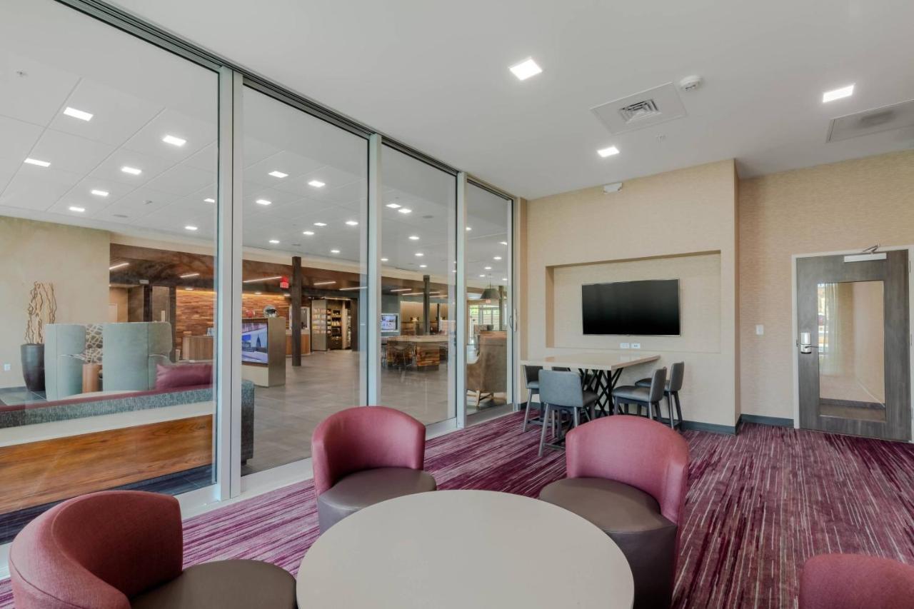 Courtyard By Marriott Savannah Airport Pooler Zewnętrze zdjęcie